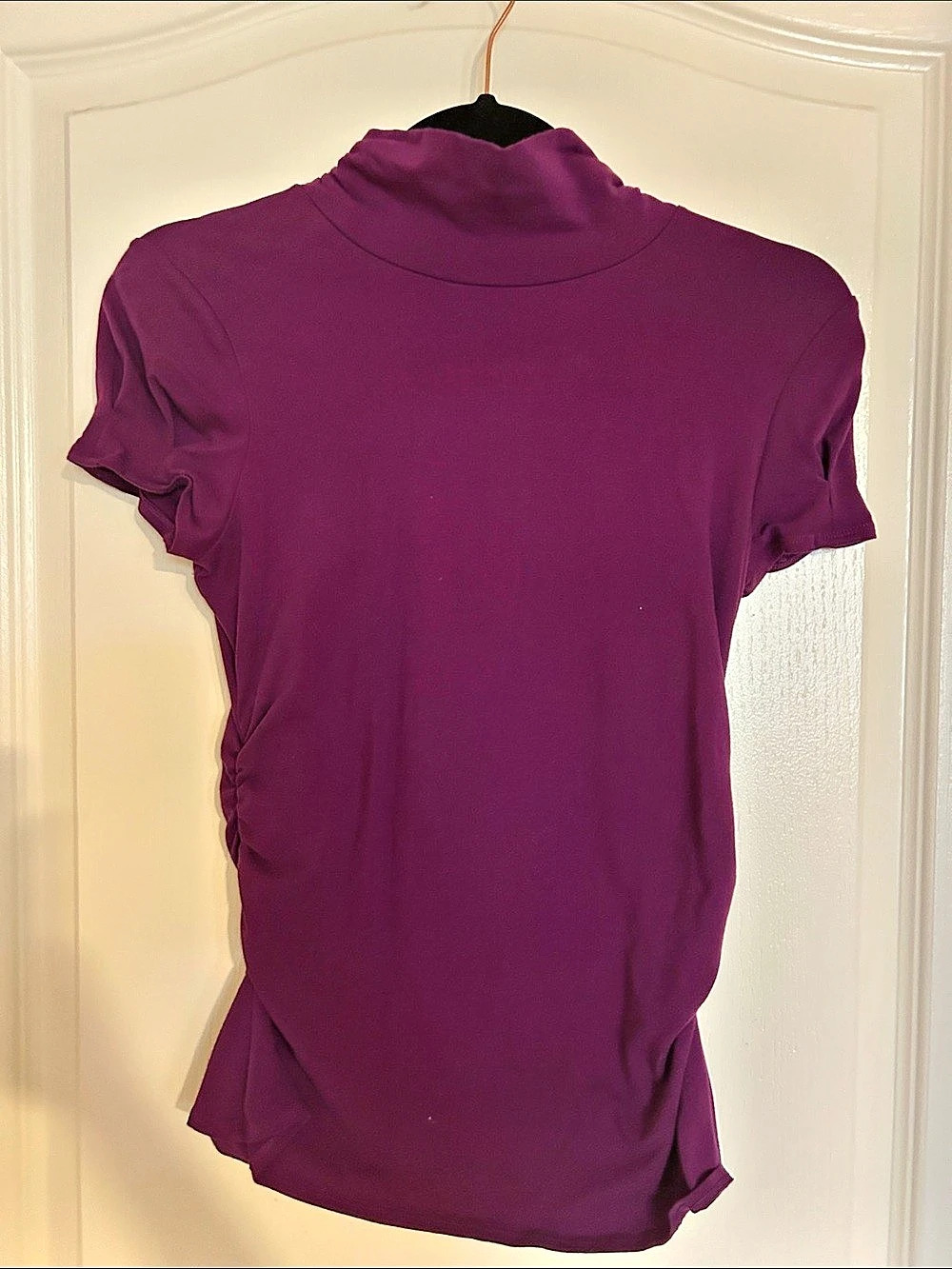 Ruched Short Sleeve Top in Purple Like New